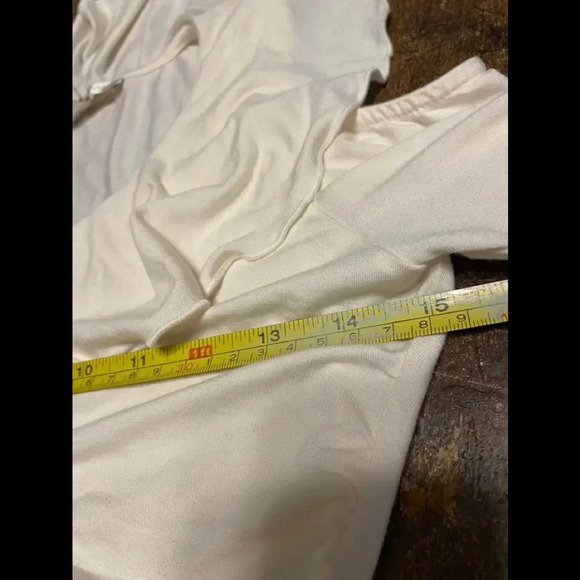 NWT Boston Proper Shirt Ruffle Front Cold Shoulder Off White - Picture 6 of 9